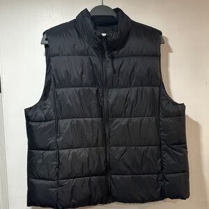 GAP women Black  Sleeveless Puffer Vest